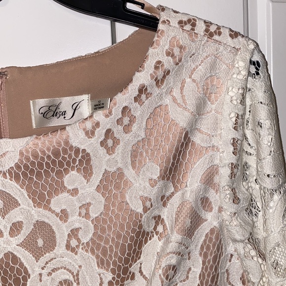NWT Eliza J Lace Dress - Picture 3 of 4